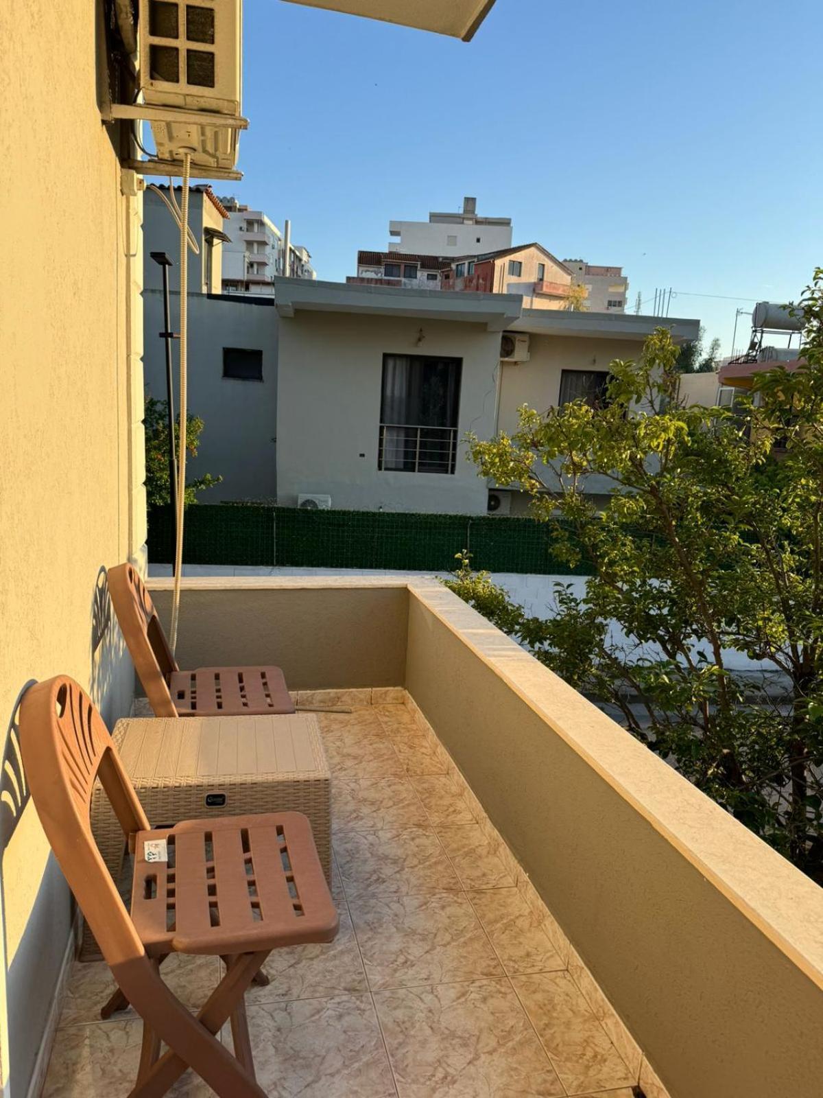 Melas Villa Durrës Exterior foto